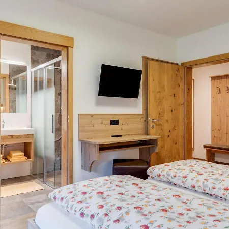 Luxurious With Sauna In Salzburgerland Apartment Wald im Pinzgau