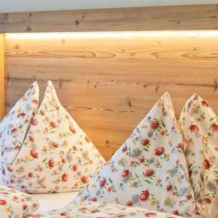 Apartment Luxurious With Sauna In Salzburgerland